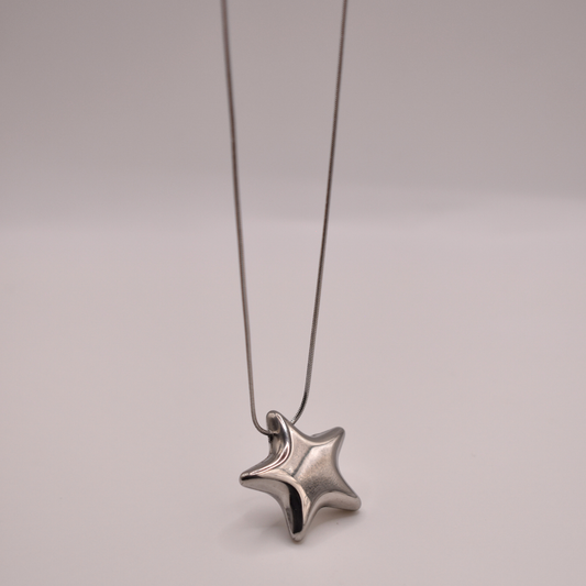 COLLAR AKER