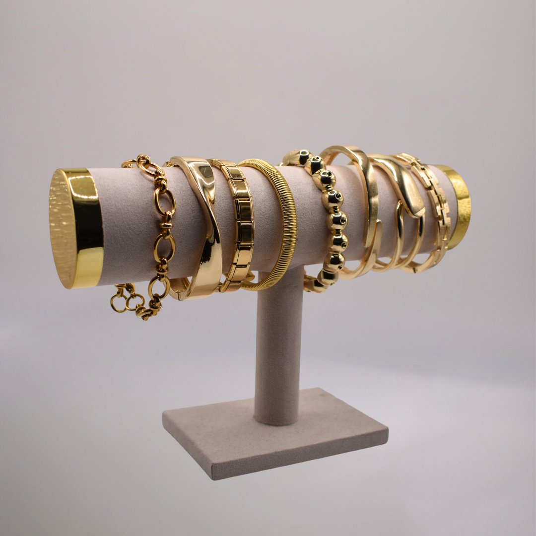 Pulseras doradas