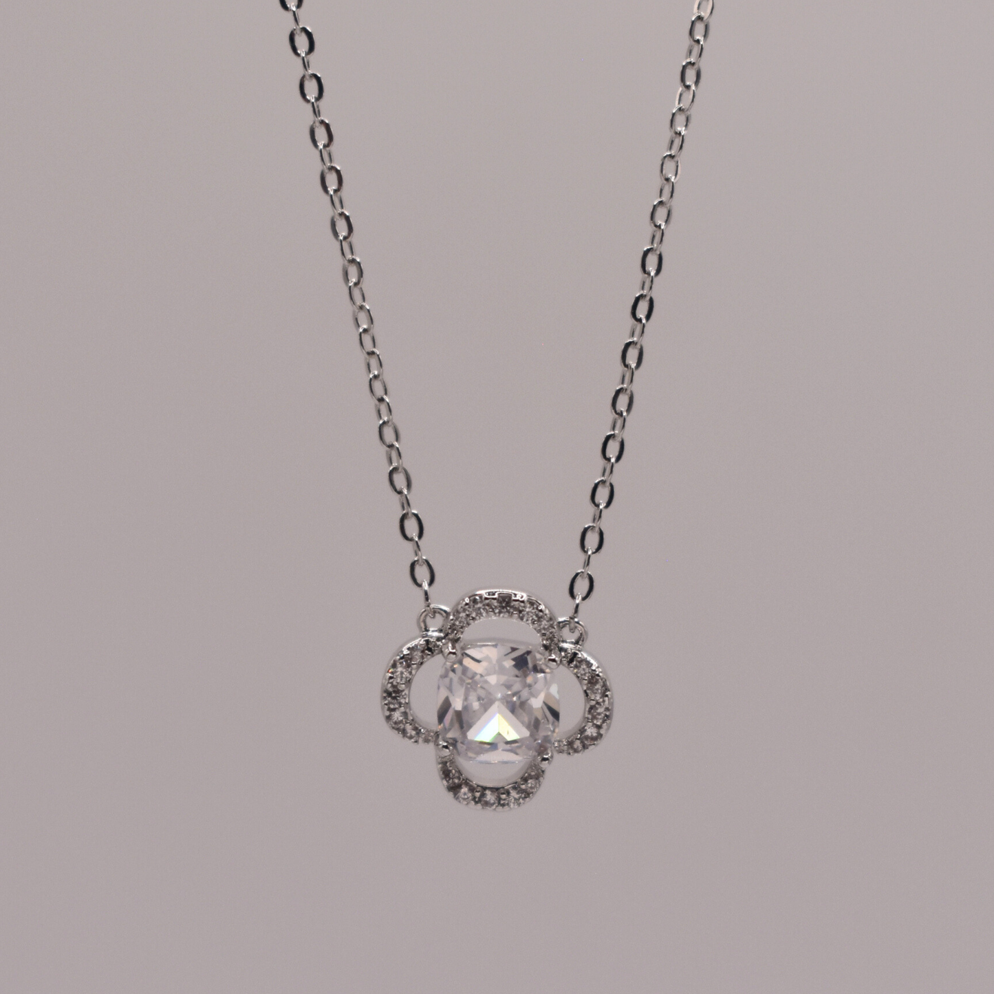 COLLAR ATENEA